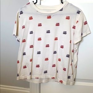 Lee medium tee